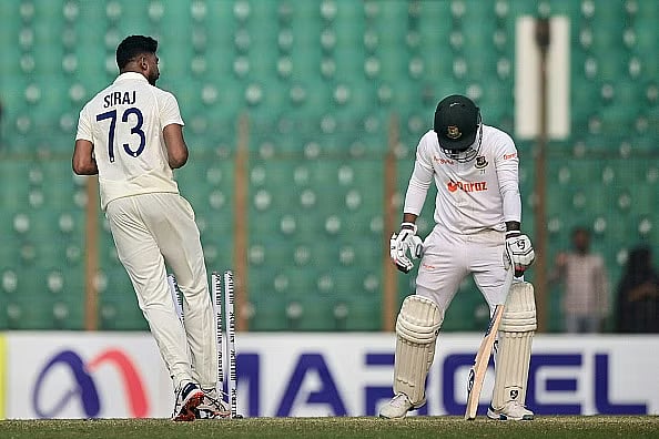 “நா இத தாங்க சொன்னேன்..” : களத்தில் வங்கதேச வீரரிடம் சிராஜ் கூறியது என்ன ? - அவரே சொன்ன கலகல விளக்கம் !