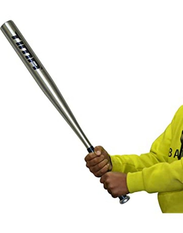 பிரபல சீரியல் நடிகை Baseball பேட்டால் அடித்து கொலை.. சொந்த மகனே வெறிச்செயல்.. அதிர்ச்சியில் ரசிகர்கள் !