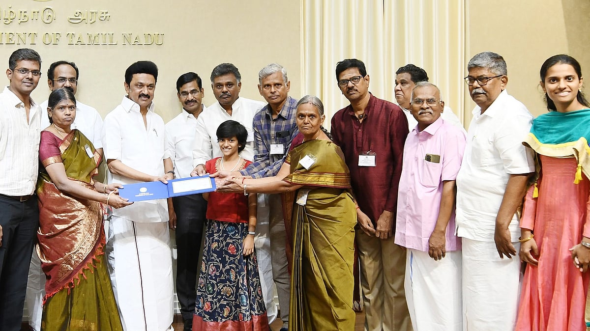 8 எழுத்தாளர்களின் நூல்கள் நாட்டுடைமை.. 38 பேருக்கு தமிழ்ச் செம்மல் விருது வழங்கிய முதல்வர் மு.க.ஸ்டாலின்!