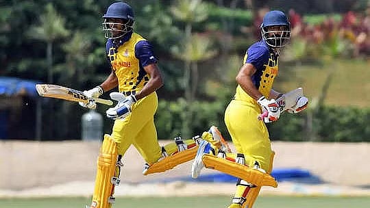 தமிழ்நாட்டில் இருந்து இந்தியாவுக்கு ஆடப்போகும் அடுத்த வீரர் இவர்தான்..21 வயது வீரருக்கு குவியும் பாராட்டு