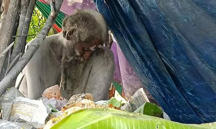 அரளி சித்தராக மாற்றப்பட்ட மனநலம் பாதித்த முதியவர்: உண்டியல் வைத்து பணம் வசூலித்த கும்பலிடமிருந்து மீட்பு!