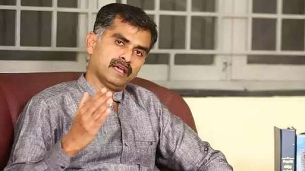 பதான் சர்ச்சை : “காவி என்பது ஒரு நிறம், அதை ஒரு இயக்கம் சொந்தம் கொண்டாடுவது தவறு..” -துரை வைகோ கருத்து !