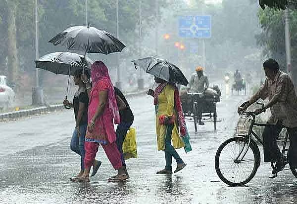 200 ஆண்டுகளில்.. நேற்றில் இருந்தே சென்னையில் தொடரும் கனமழை: வெதர்மேன் சொல்லும் காரணம் என்ன?