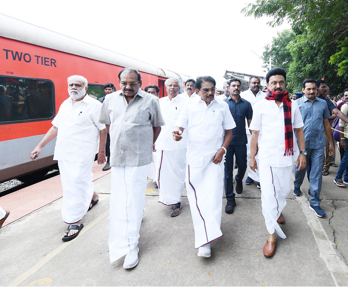 “கண்ணை மூடிக்கொண்டு உலகமே இருண்டுவிட்டதாக நினைக்கிறார் பழனிசாமி” : முதலமைச்சர் மு.க.ஸ்டாலின் முழு உரை!