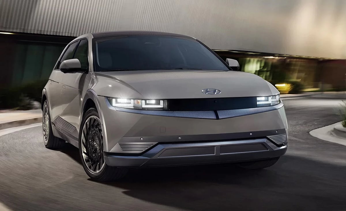 ஒருமுறை சார்ஜ் செய்தால் 631 கி.மீ  ரேன்ஜ் வழங்கும் IONIQ 5 - Hyundai எலெக்ட்ரிக் காரின் சிறப்பு அம்சம் ?