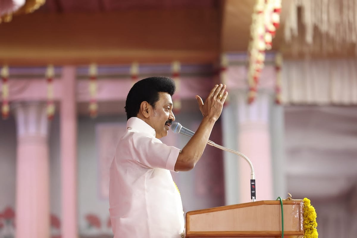 1,03,508 பேருக்கு நலத்திட்ட உதவிகள்..“உங்க ஆட்சி சூப்பரா இருக்கு”: முதல்வரை கண்டு மகிழ்ந்த மக்கள்! #Album