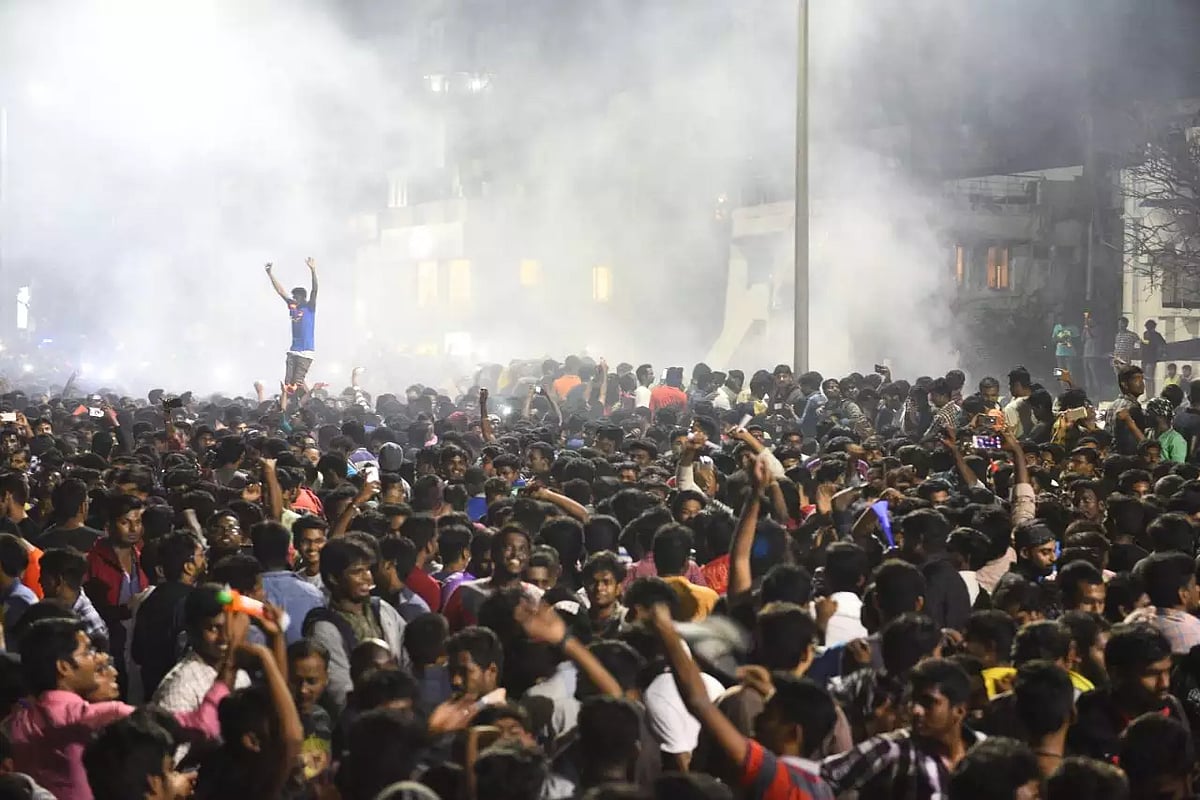 “ட்ரோன் கேமரா.. குதிரைப்படை.. நைட் விஷன்..” -புத்தாண்டு கொண்டாட்டத்தின்போது விதிக்கப்பட்ட கட்டுப்பாடுகள்!