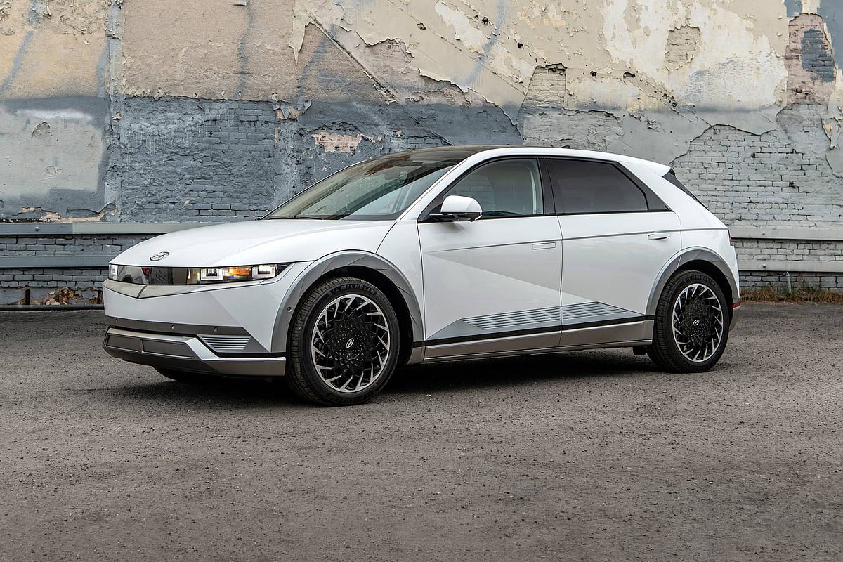 ஒருமுறை சார்ஜ் செய்தால் 631 கி.மீ ரேன்ஜ் வழங்கும் IONIQ 5 - Hyundai எலெக்ட்ரிக் காரின் சிறப்பு அம்சம் ?