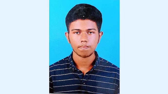 மெஸ்ஸி அணியின் வெற்றி கொண்டாட்டம்.. துப்பாக்கியால் சுடப்பட்ட பெண்.. மணிப்பூரில் சோகம் !