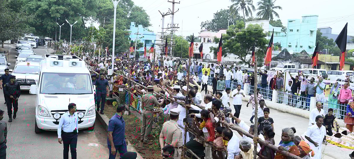 “கண்ணை மூடிக்கொண்டு உலகமே இருண்டுவிட்டதாக நினைக்கிறார் பழனிசாமி” : முதலமைச்சர் மு.க.ஸ்டாலின் முழு உரை!