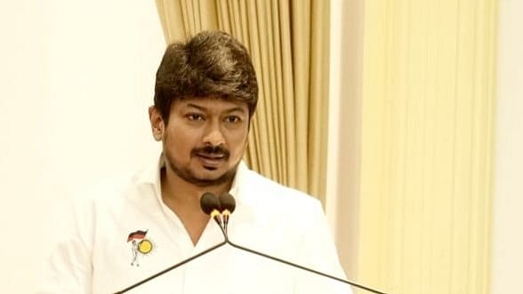 “மகளிர் சுய உதவி குழுக்கள் தயாரிக்கும் பொருட்களை பரிசாக வழங்குங்கள்..” : அமைச்சர் உதயநிதி அறிவுறுத்தல்!