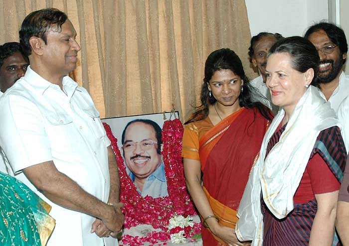 “ஒரே கொடி - ஒரே இயக்கம் - ஒரே தலைமை என கொள்கை பிடிப்போடு வாழ்ந்து வருகிறார் TR.பாலு” : முதல்வர் புகழாரம்!