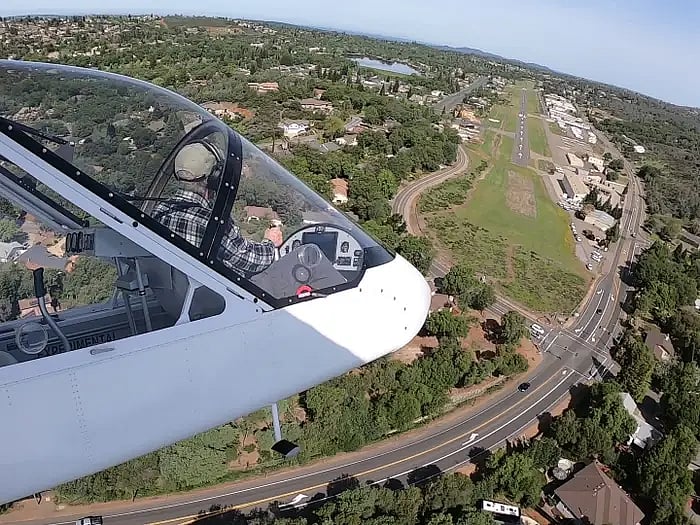 “வீட்டுக்கு வீடு விமானம் வைத்திருக்கும் அமெரிக்கர்கள்.. Airpark நகரம் பற்றி தெரியுமா?” - சுவாரஸ்ய தகவல் !