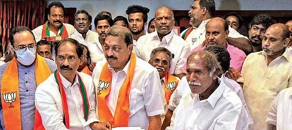 புதுச்சேரியில் முற்றும் மோதல்.. முதல்வர் ரங்கசாமியை நேரடியாக விமர்சித்த பா.ஜ.க தலைவர் பேச்சால் சர்ச்சை!