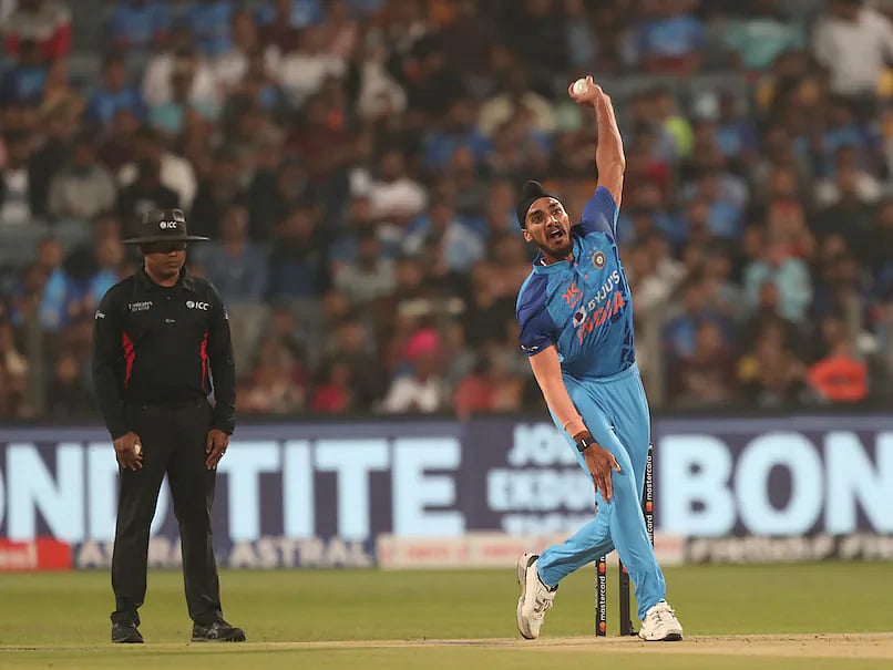 "இளம் வீரர்களை கொஞ்சம் பொறுமையாகத்தான் கையாள வேண்டும்" -அணி தோல்வி குறித்து ராகுல் டிராவிட் கருத்து !