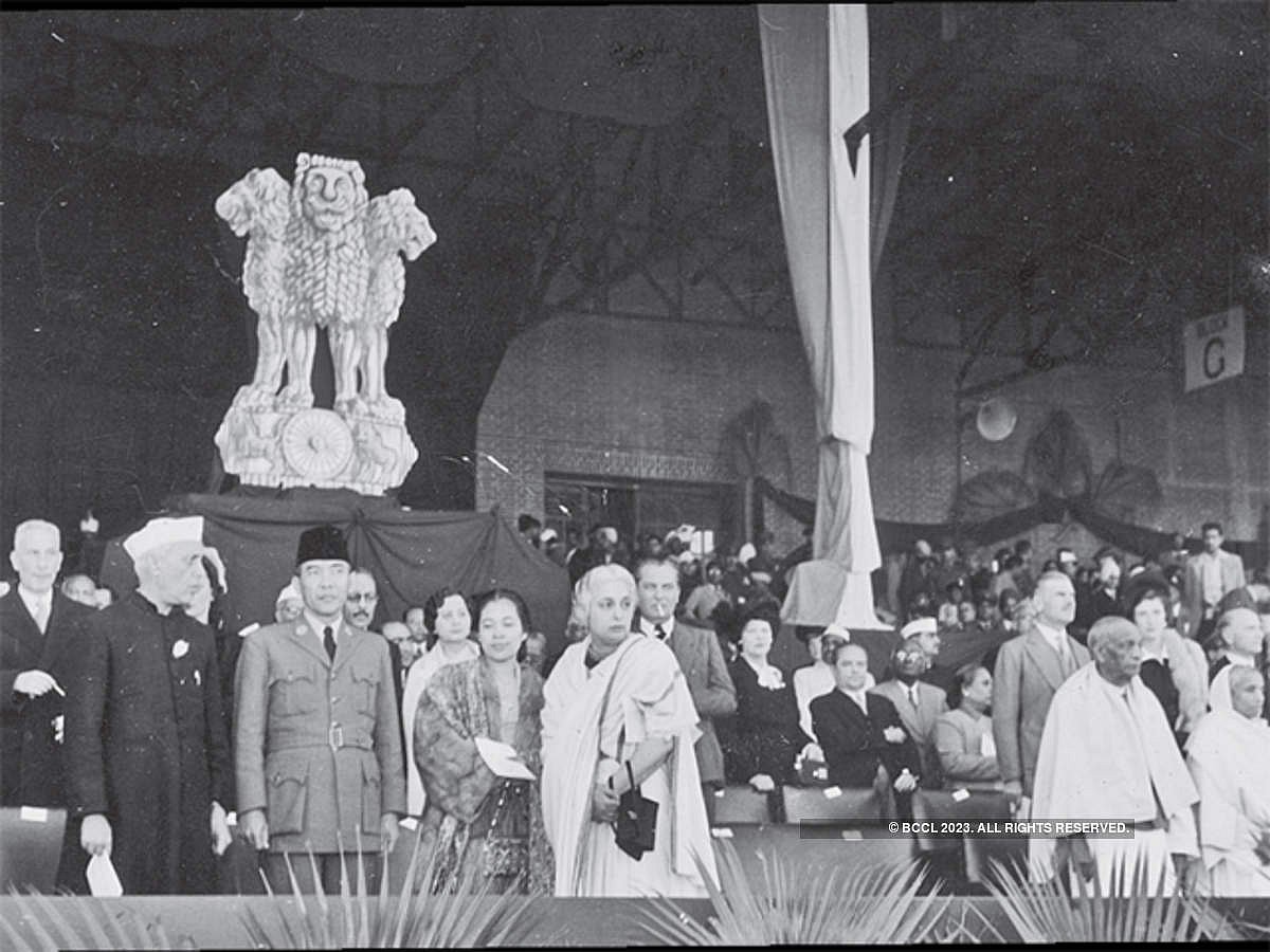 70 ஆண்டுகளை கடந்தும் தொடரும் பாரம்பரியம்.. இந்தியாவின் முதல் குடியரசு தினம் எங்கு கொண்டாடப்பட்டது ?