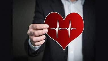 ராணுவ வீரருக்கு மறு வாழ்க்கை கொடுத்த காய்கறி வியாபாரி: விமானத்தில் பறந்த இதயம்.. நெகிழ்ச்சி சம்பவம்!