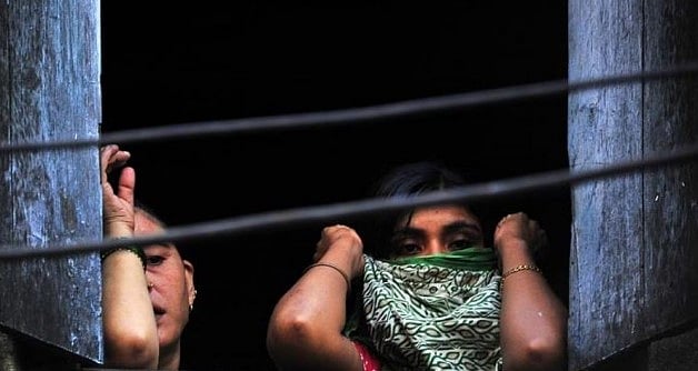 வேலை தேடி வரும் வட மாநில பெண்களே குறி.. பாலியல் தொழில் நடத்தி வந்த கும்பலை கைது செய்த போலிஸ்!