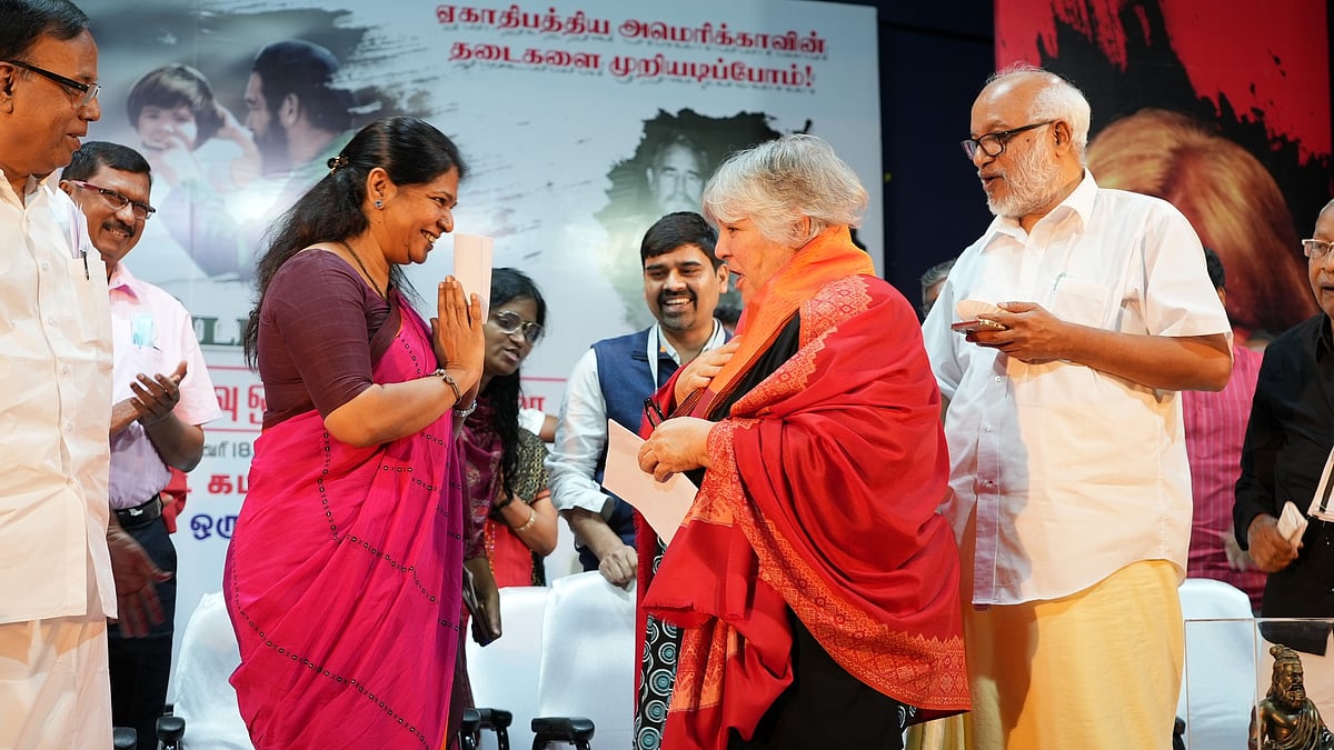 “சே-வின் மகளாக மட்டும் நான் பெருமைப்படவில்லை..” : அலெய்டா குவேராவின் உணர்வுபூர்வமான பேச்சு! (Photos)