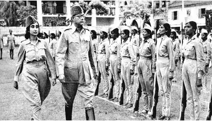 "பயங்கரவாத குழுவின் தலைவர் நேதாஜி" -பாஜக MLA கருத்துக்கு வலுக்கும் எதிர்ப்பு.. போலிஸில் புகார் !