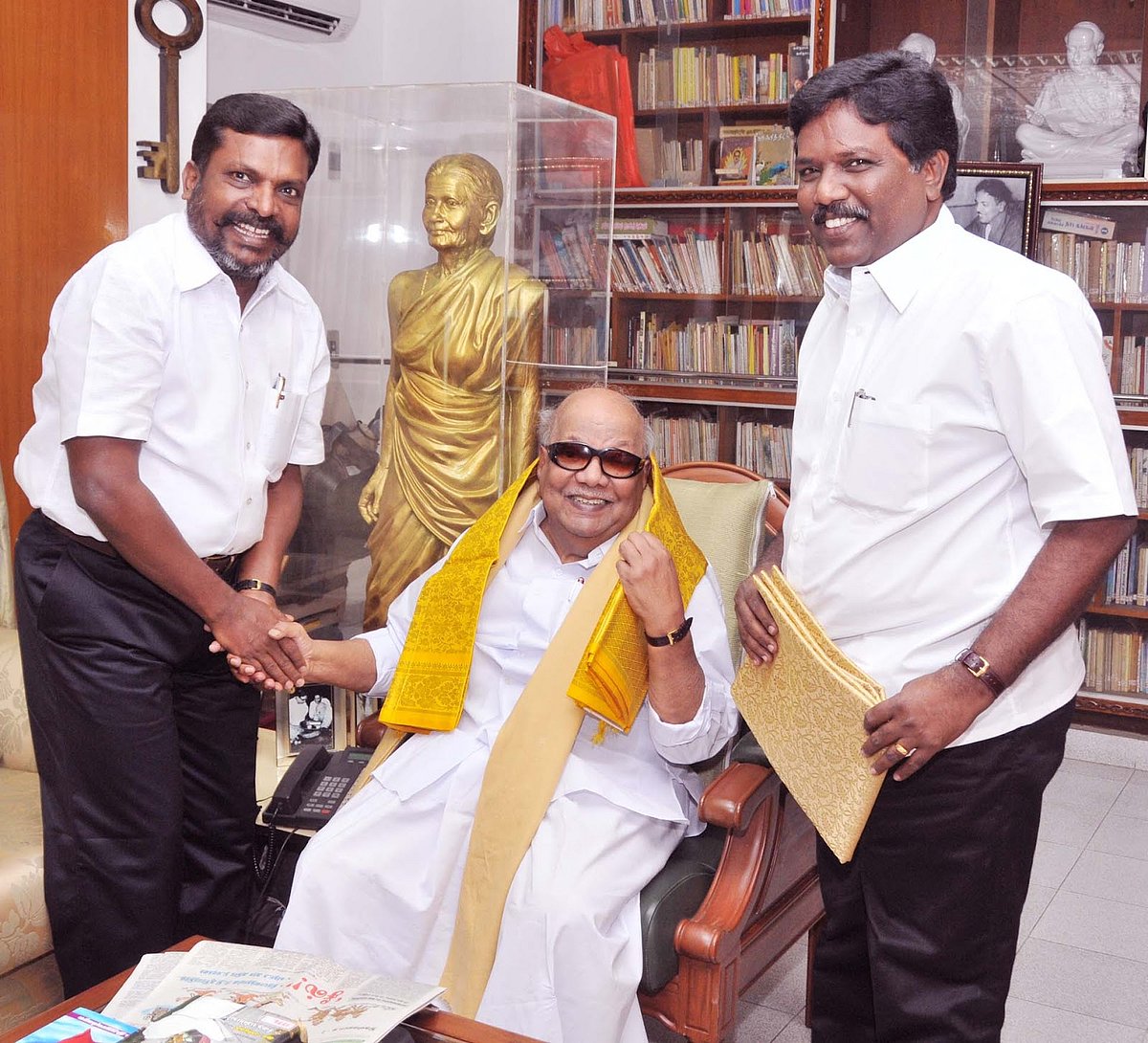 கலைஞரும் நானும்-3 : “உன‌க்குப் பெண் பார்க்கிறேன் என்றார்..” : கலைஞர் குறித்து நினைவலைகளை பகிர்ந்த திருமா!