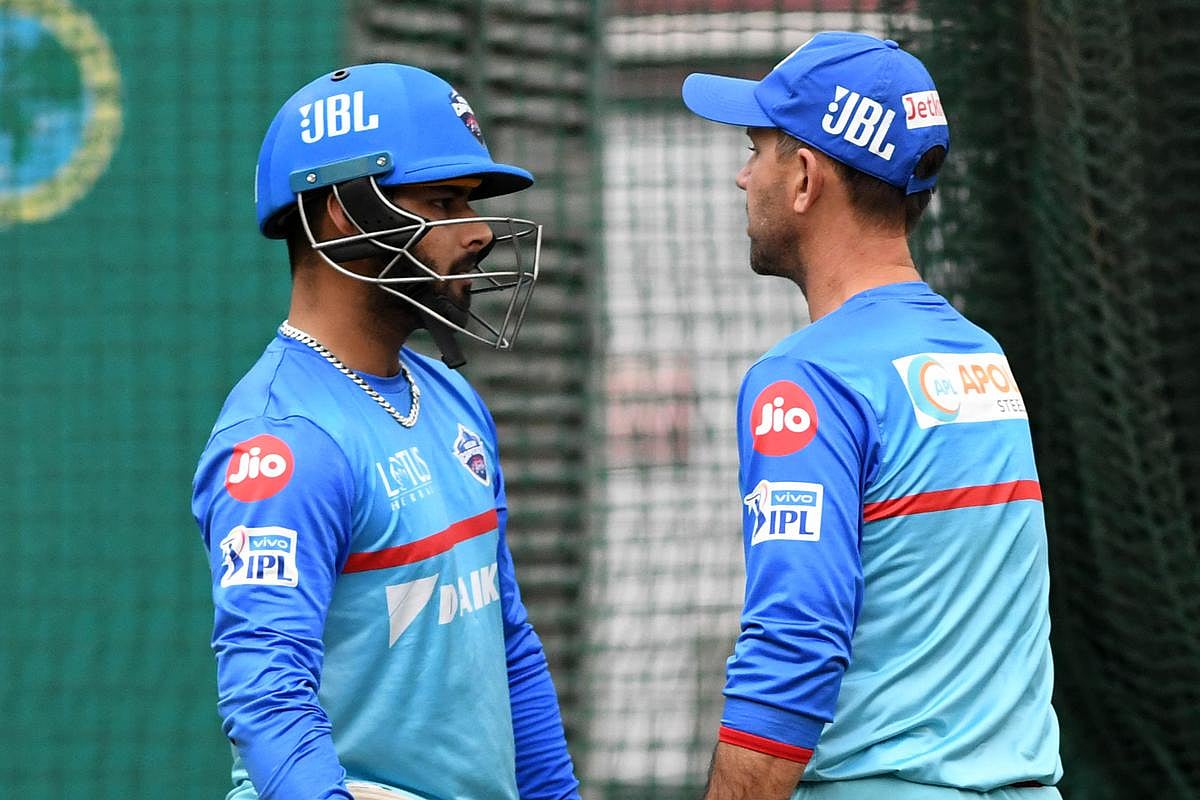 'எழுந்து வா ரிஷப் பண்ட்' .. உருக்கமான கோரிக்கை வைத்த டெல்லி அணியின் பயிற்சியாளர் ரிக்கி பாண்டிங்!