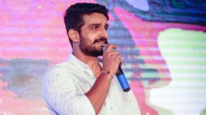 பிரபல தெலுங்கு நடிகர் சுதீர் வர்மா திடீர் தற்கொலை.. அதிர்ச்சியில் தெலுங்கு திரையுலகம் !