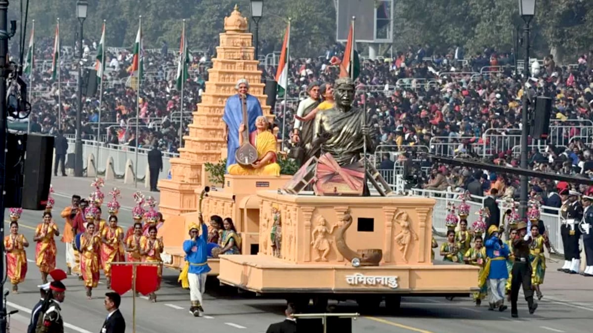 டெல்லியில் குடியரசு தினம்: தமிழ்நாடு அலங்கார ஊர்தியில் இடம்பெற்ற முக்கிய பெண்கள்.. சிறப்பம்சங்கள் என்ன?