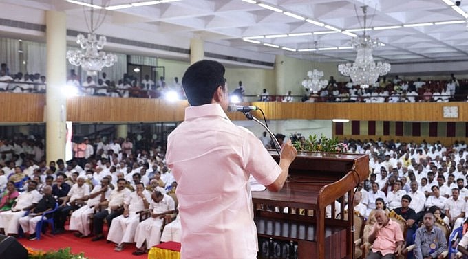 “ஒரே கொடி - ஒரே இயக்கம் - ஒரே தலைமை என கொள்கை பிடிப்போடு வாழ்ந்து வருகிறார் TR.பாலு” : முதல்வர் புகழாரம்!