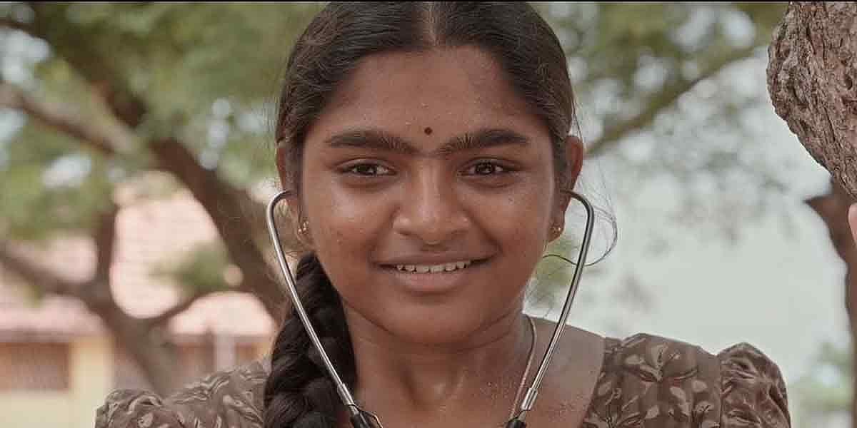 பெண்கள் மட்டுமல்ல ஆண்களும் சேர்ந்து கொண்டாடும் 'அயலி' வெப் சீரிஸ்..  காரணம் என்ன?