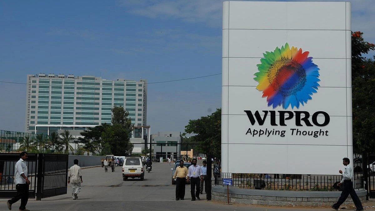 'நீங்க எல்லோரும் மோசம்'.. 452 பேரை பணி நீக்கம் செய்த Wipro: END இல்லாமல் தொடரும் layoff!