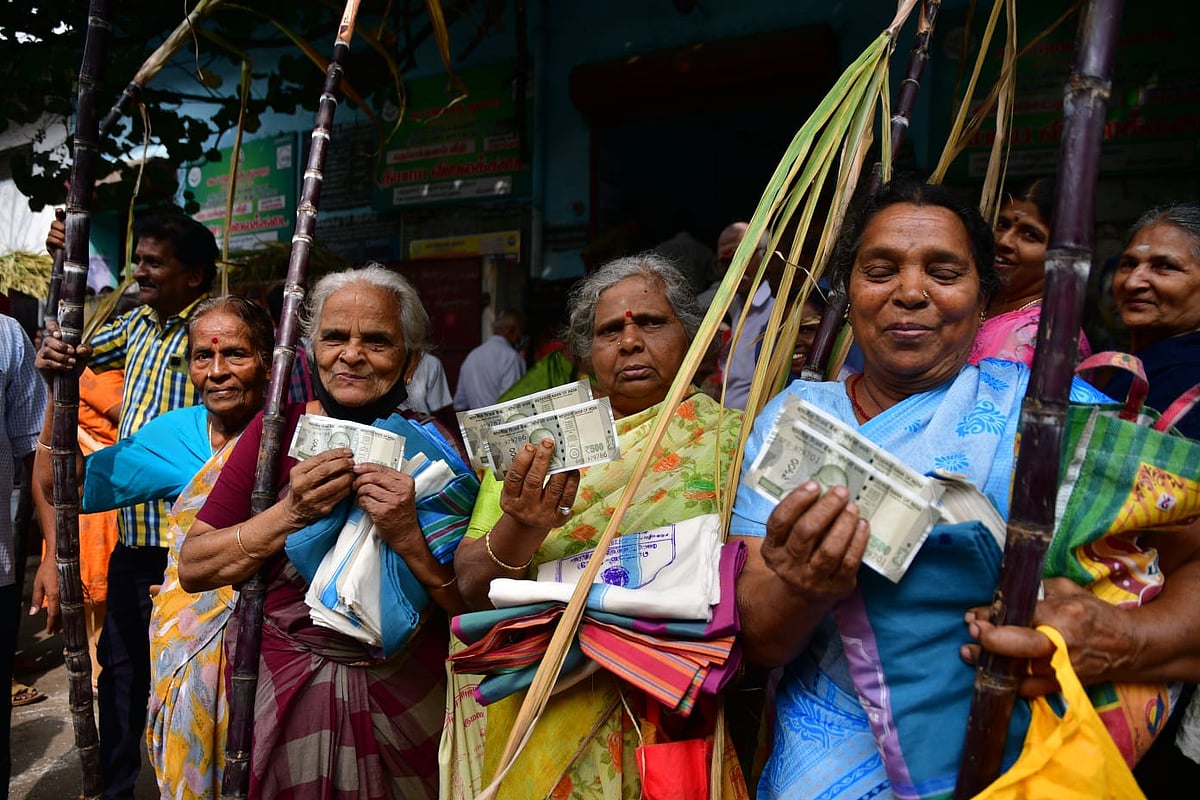 “‘தமிழ்நாடு வாழ்க‘ எனக் கோலமிட்டு, தை முதல் நாளை வரவேற்போம்” : உடன்பிறப்புகளுக்கு முதலமைச்சர் மடல்!