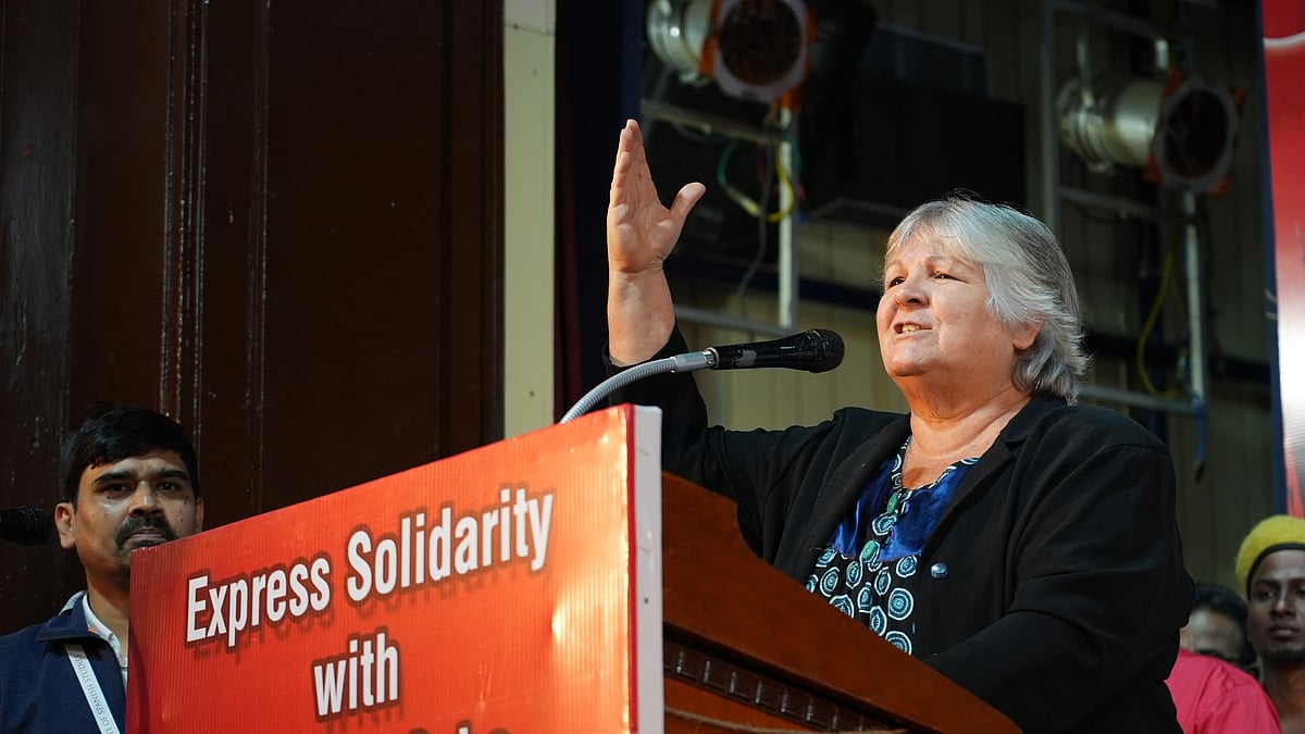 “சே-வின் மகளாக மட்டும் நான் பெருமைப்படவில்லை..” : அலெய்டா குவேராவின் உணர்வுபூர்வமான பேச்சு! (Photos)