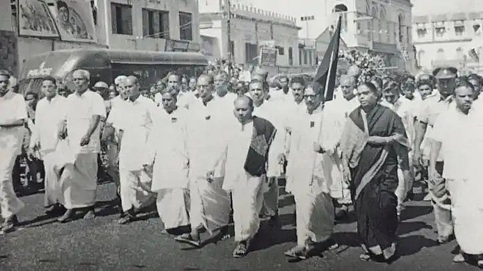 “இந்தி ஆதிக்கத்தை ஏன் எதிர்க்கிறோம்?” :  நாடாளுமன்றத்தை அதிரவைத்த பேரறிஞர் அண்ணாவின் பேச்சு !