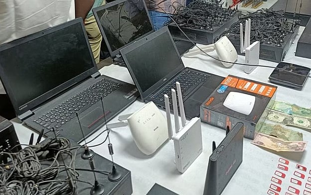 கடன் to ஆபாச வீடியோ.. கால்சென்டர் வைத்து மோசடி:   ஆன்லைன் கடன் செயலி கும்பலை  கைது செய்த போலிஸ்!