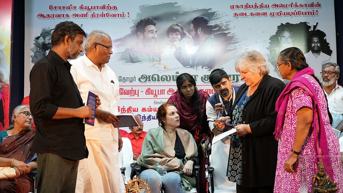 “சே-வின் மகளாக மட்டும் நான் பெருமைப்படவில்லை..” : அலெய்டா குவேராவின் உணர்வுபூர்வமான பேச்சு! (Photos)