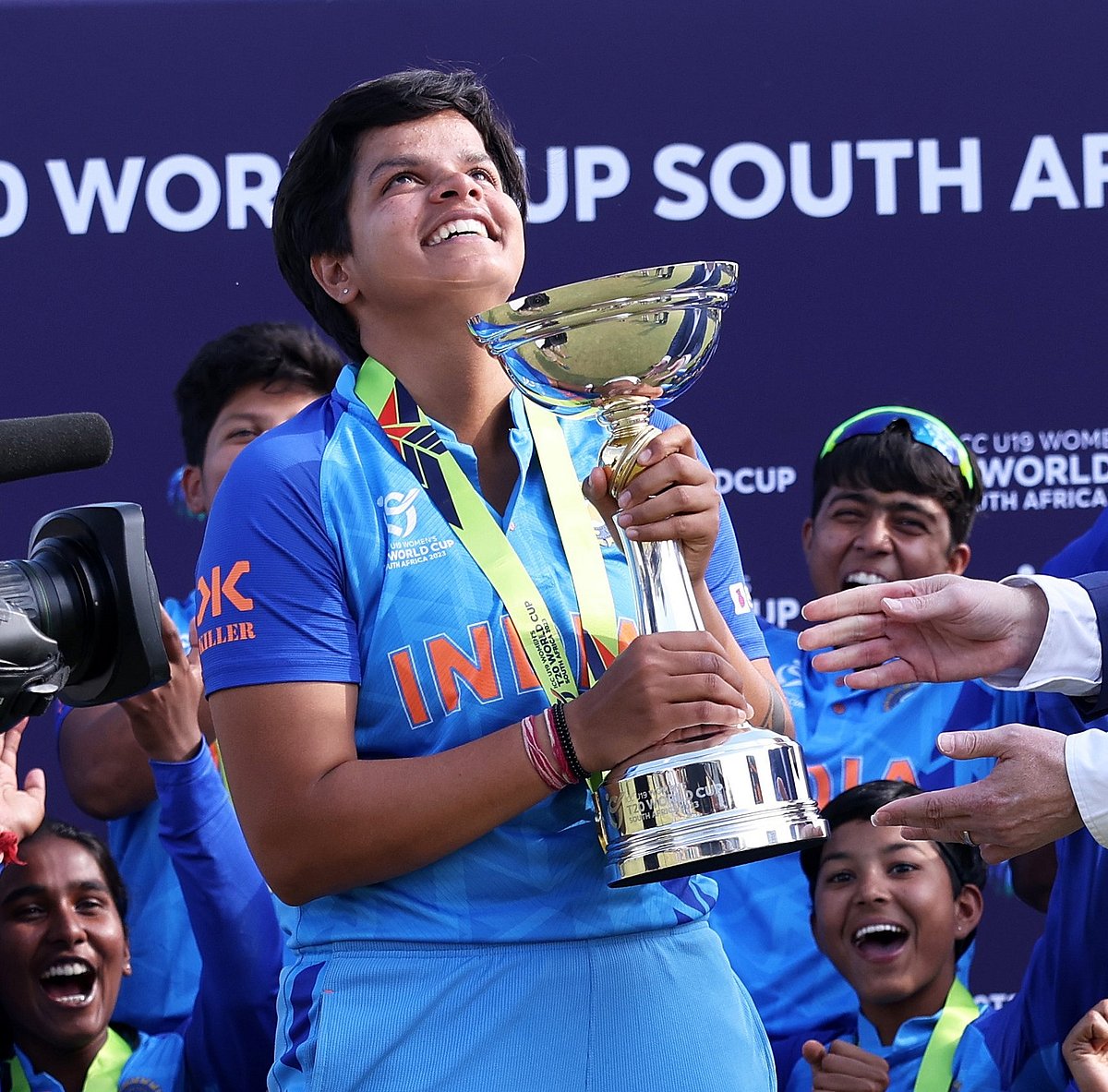 சாதித்த ஷஃபாலியின் படை.. U19 T20 உலகக்கோப்பையை வென்று அசத்திய இந்திய அணி.. BCCI வழங்கிய அட்டகாசமான பரிசு!