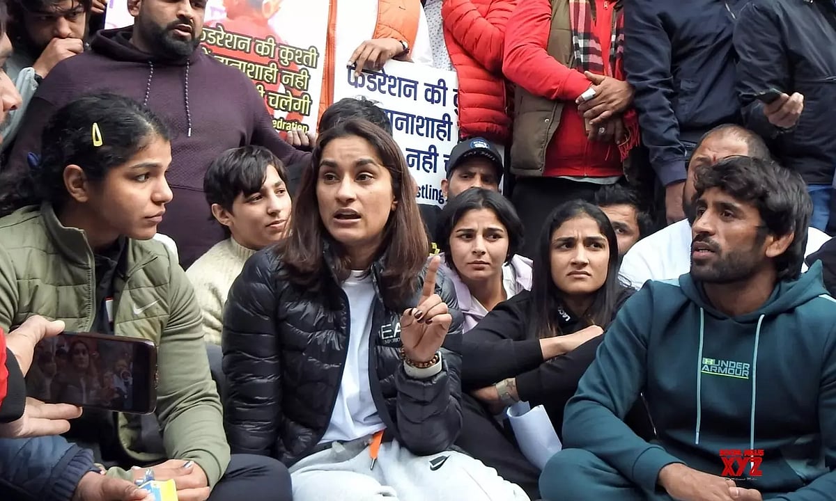 மல்யுத்த வீராங்கனைகளுக்கு பாலியல் கொடுமை.. பாஜக MP-க்கு எதிராக போராட்டம்.. ஒலிம்பிக் நாயகன் பங்கேற்பு !