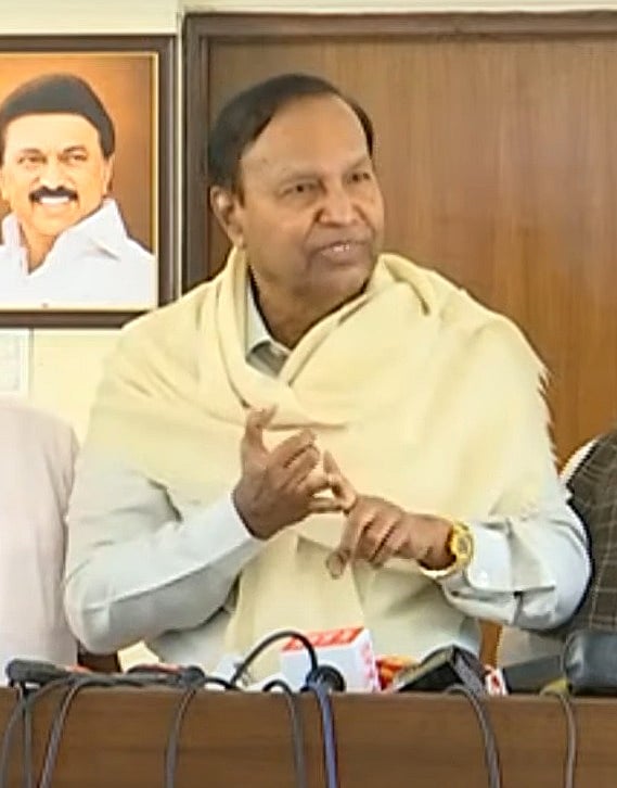 100 ஆண்டுகால நடைபாதையை மூடிய இராணுவ கண்டோன்மென்ட் : ஒன்றிய அமைச்சரிடம் நேரில் கோரிக்கை வைத்த TR.பாலு MP!