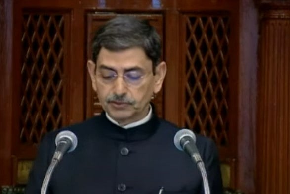 திராவிட மாடல் முதல் சமூகநீதி வரை..  தனது உரையில் வேண்டும் என்றே ஆளுநர் ரவி தவிர்த்த 8 வார்த்தைகள் என்ன?