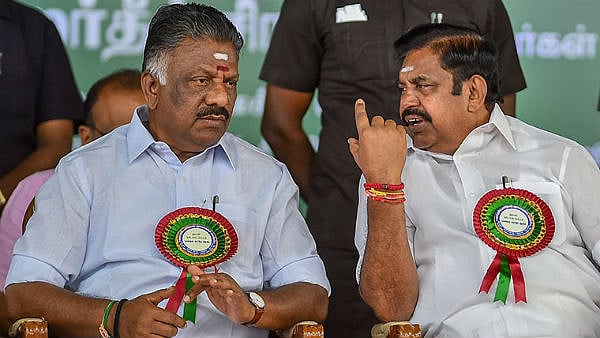 "சுயமரியாதையை இழந்துவிட்டு கமலாலய வாசலில் காத்துகிடக்கும் EPS - OPS" .. அமைச்சர் உதயநிதி ஸ்டாலின் சாடல்!