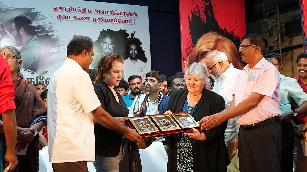 “சே-வின் மகளாக மட்டும் நான் பெருமைப்படவில்லை..” : அலெய்டா குவேராவின் உணர்வுபூர்வமான பேச்சு! (Photos)