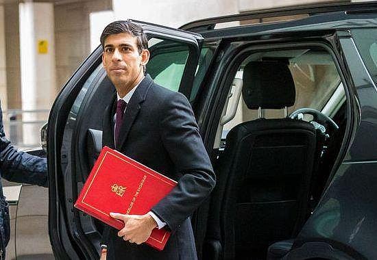 விதியை மீறிய இலங்கிலாந்து பிரதமர்.. ரூ.50 ஆயிரம் அபராதம் செலுத்த வைத்த கால்துறையின் துணிவான நடவடிக்கை!