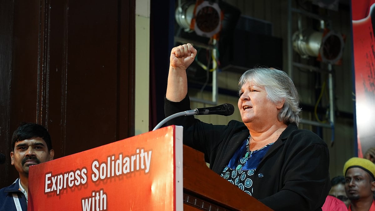 “சே-வின் மகளாக மட்டும் நான் பெருமைப்படவில்லை..” : அலெய்டா குவேராவின் உணர்வுபூர்வமான பேச்சு! (Photos)