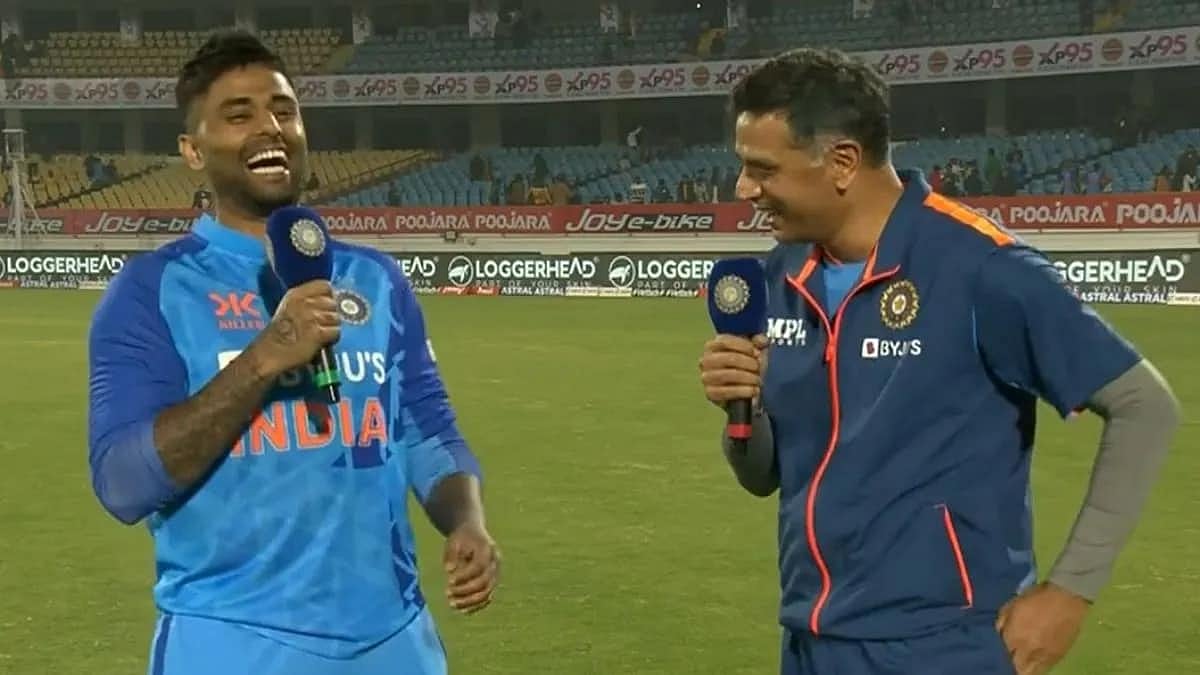 "நான் பேட்டிங் செய்வதைப் பார்த்ததில்லை என்று நினைக்கிறேன்" -சூர்யகுமாரை கிண்டல் செய்த ராகுல் டிராவிட் !  