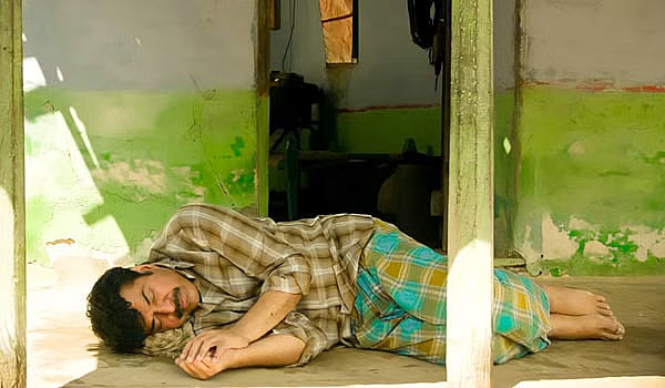 தமிழ் சூழலை நேர்த்தியாக வடித்திருக்கும் மலையாள படம்.. மம்முட்டியின் 'நண்பகல் நேரத்து மயக்கம்' ஒரு பார்வை!