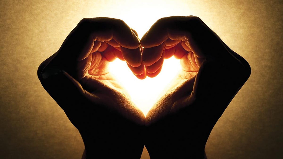 நட்பில் இல்லாத பிரச்சனைகள் ஏன் காதலில் ஏற்படுகிறது? இரண்டுக்கும் இருக்கும் வித்தியாசம் என்ன ? 