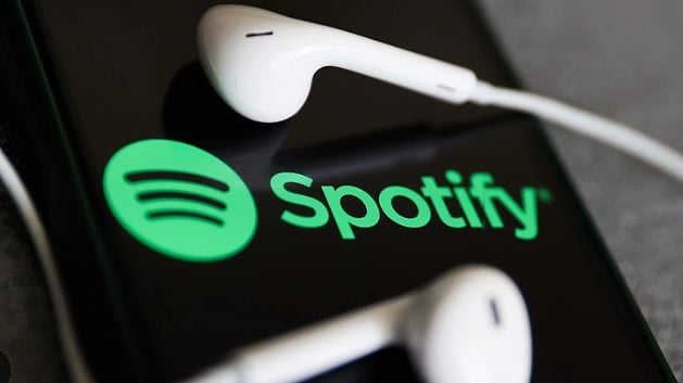 Spotify-ஐ விட்டுவைக்காத layoff.. 400 பேரை பணி நீக்கம் செய்யப் போவதாக அறிவிப்பு: பீதியில் ஊழியர்கள்!