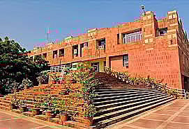 மீண்டும் பெரியார் படம்.. நேரடியாக JNU-க்கே சென்ற திமுக MP: ABVP கும்பல் வன்முறைக்கு திமுக கொடுத்த பதிலடி!