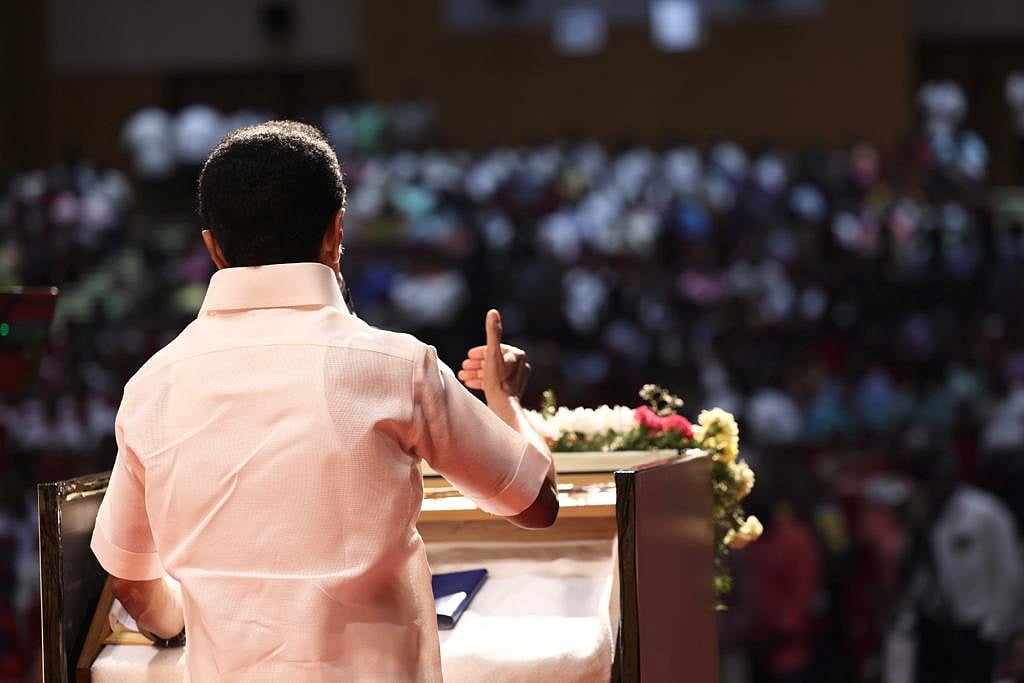 “சாதிக்கும் வேட்கை கொண்ட, எல்லோரையும் அரவணைக்க விரும்பும் ஒரு தலைவர் மு.க.ஸ்டாலின்” : சமஸ் கட்டுரை !